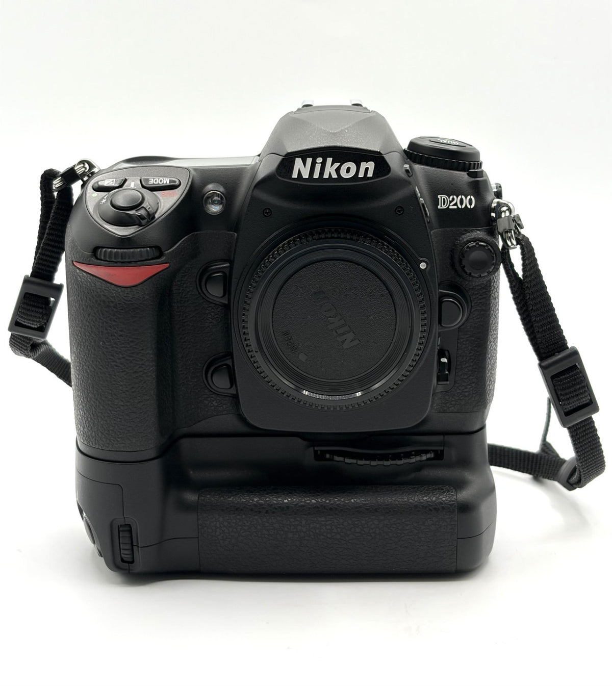 Nikon D200 Camera Body + MB-D200 Battery Grip Kit – Includes 2 Batteries