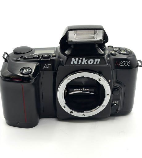 Nikon N6006 35mm AF SLR Camera Body
