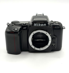 Nikon N6006 35mm AF SLR Camera Body