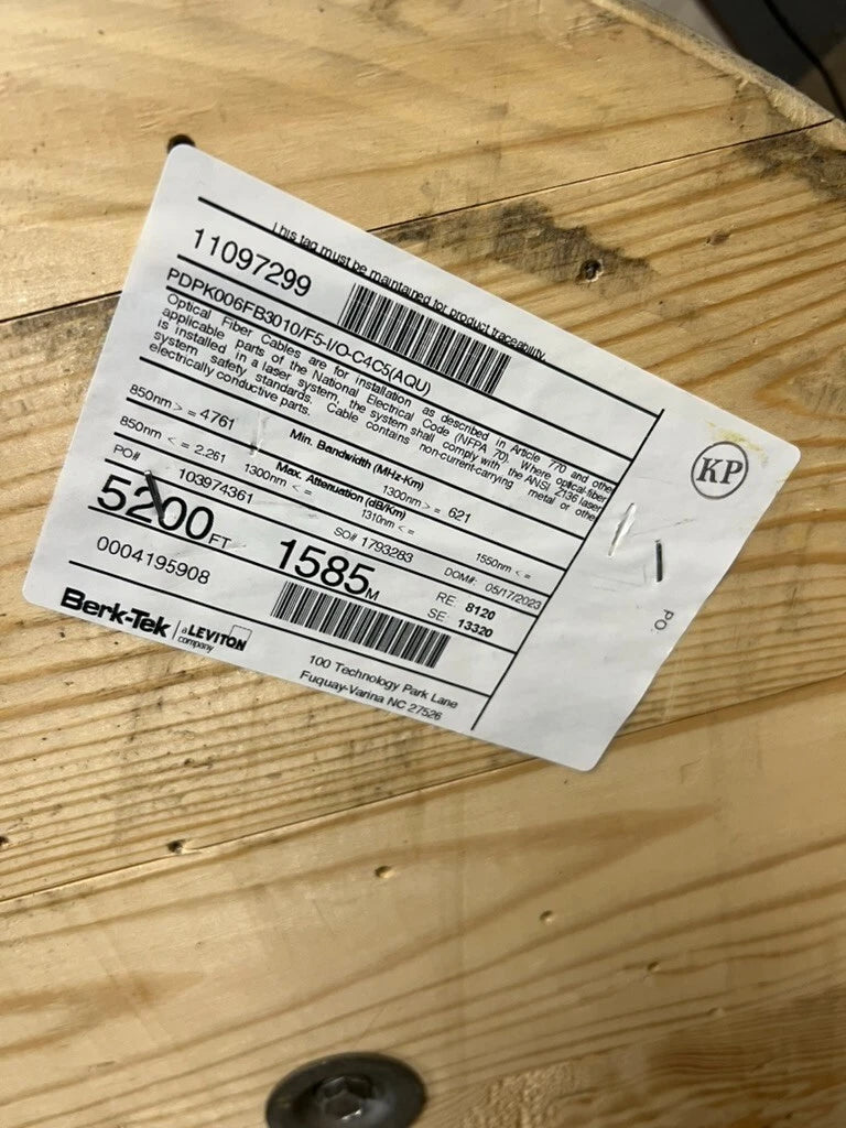 Berk-Tek / Leviton ARMOR-TEK 6-Fiber OM4 Indoor/Outdoor Plenum Fiber Cable – PDPK006FB3010/F5-I/O-C4C5(AQU), 5200 ft